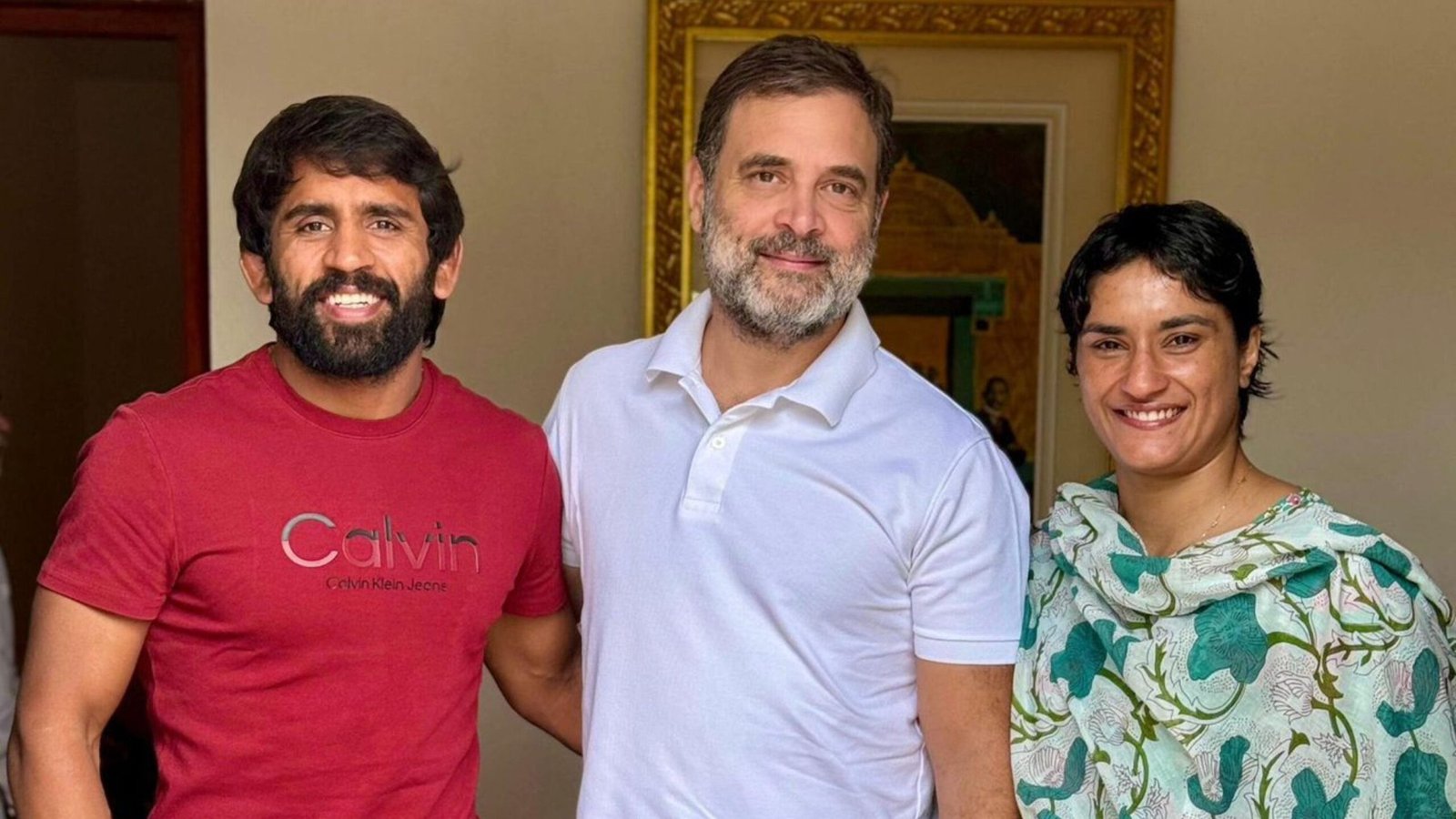 congress leader rahul gandhi meets wrestler vinesh phogat and bajrang punia 1725429385859 16 9 X4dlmb scaled