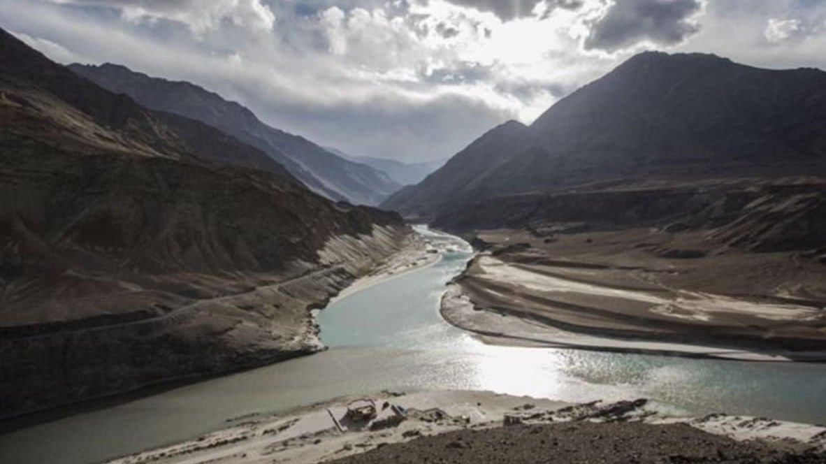 india sends notice to pakistan to review indus water treaty 1726655283024 16 9 9rCw8M