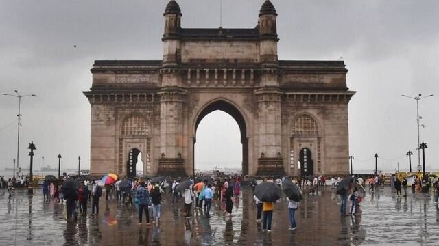 mumbai rains imd predicts thunderstorms in parts of city on oct 14 1728834160716 16 9 GtBcfP