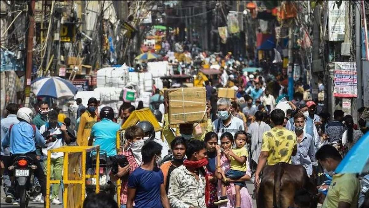 traders at delhi s sadar bazaar threaten protest over traffic jams 1723915276158 16 9 abrdld