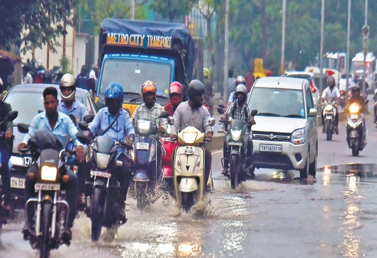 ChennaiRainsA ZLSq21