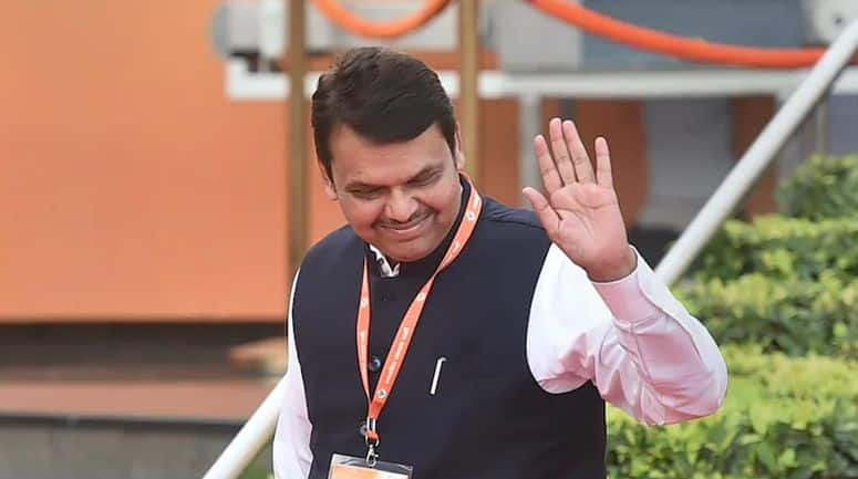 Devendra Fadnavis nXbWNJ