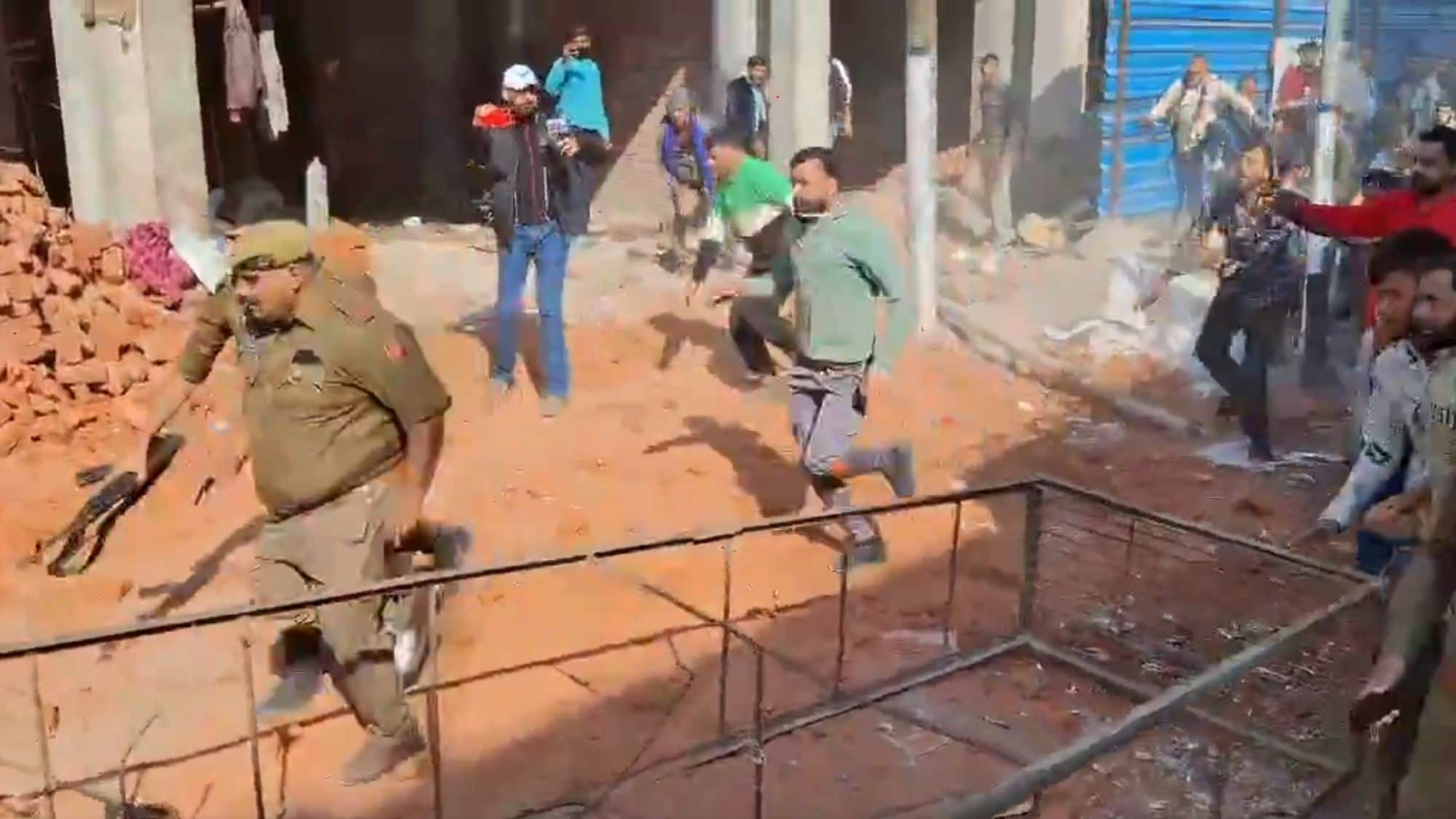 Jammu Stone pelting