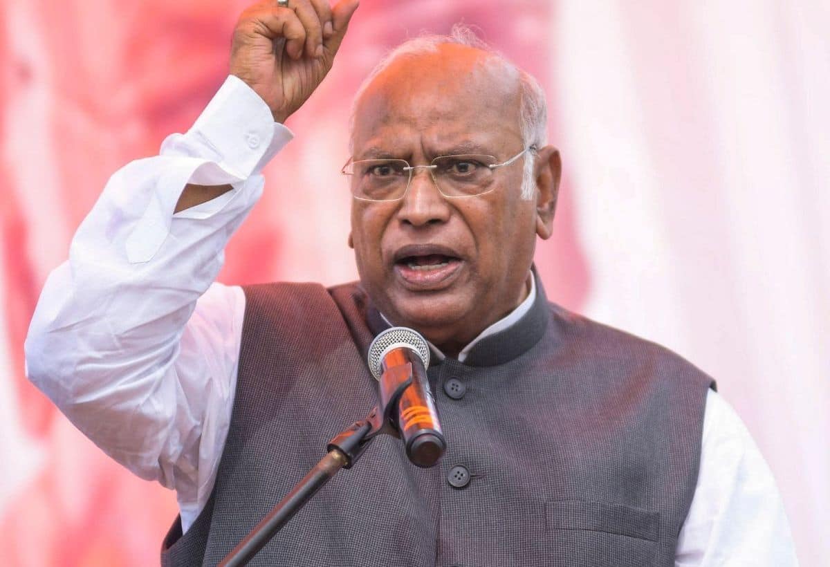 Mallikarjun Kharge 6AqqKd