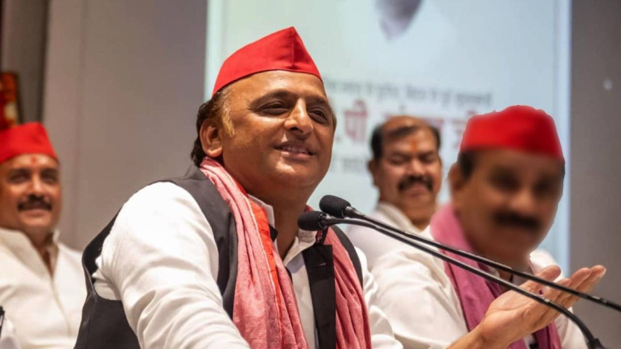 akhilesh yadav 1731492359871 16 9 7le56L