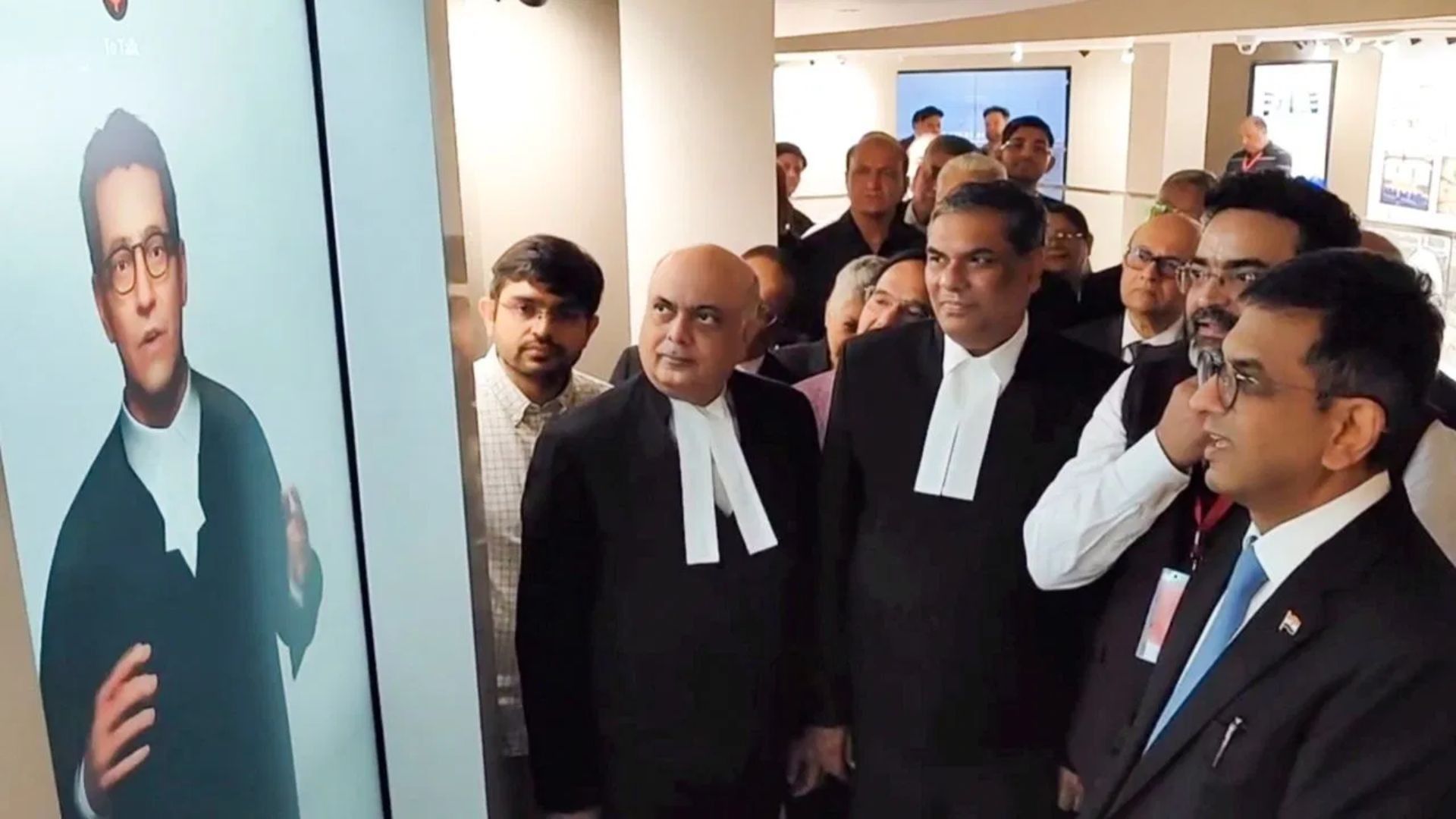 जब AI वकील से हुआ CJI का सामना, चंद्रचूड़ ने पूछ लिया ये सवाल; जवाब सुन रह गए दंग