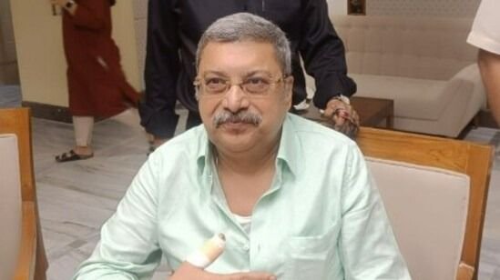 kalyan banerjee suspended by jpc for one day over unruly behaviour at waqf meet 1729593330076 16 9 4H7CFh