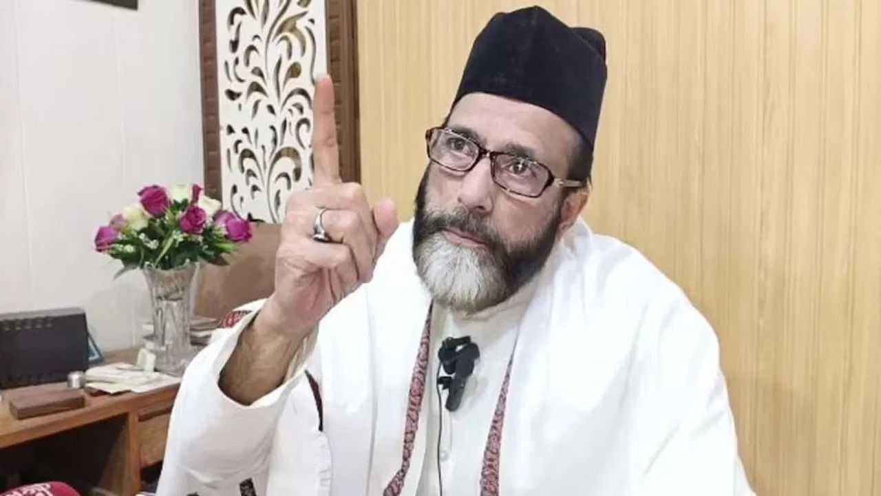 maulana tauqeer raza makes controversial remarks over waqf bill 1731335397260 16 9 LChOX7