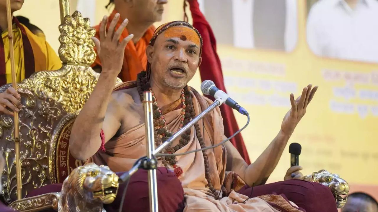 swami avimukteshwaranand on prayagraj mahakumbh 1731408326387 16 9 qGeFyZ