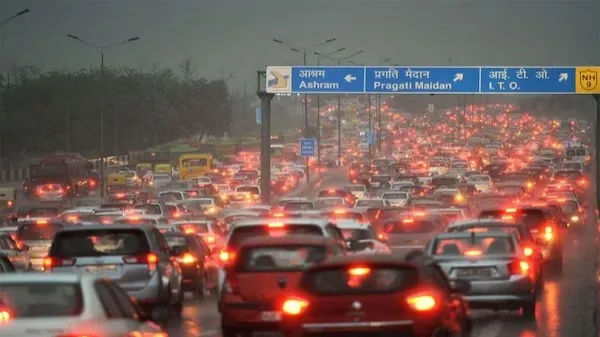 1278806 delhi traffic pti 170403767496616 9 n8O5EU