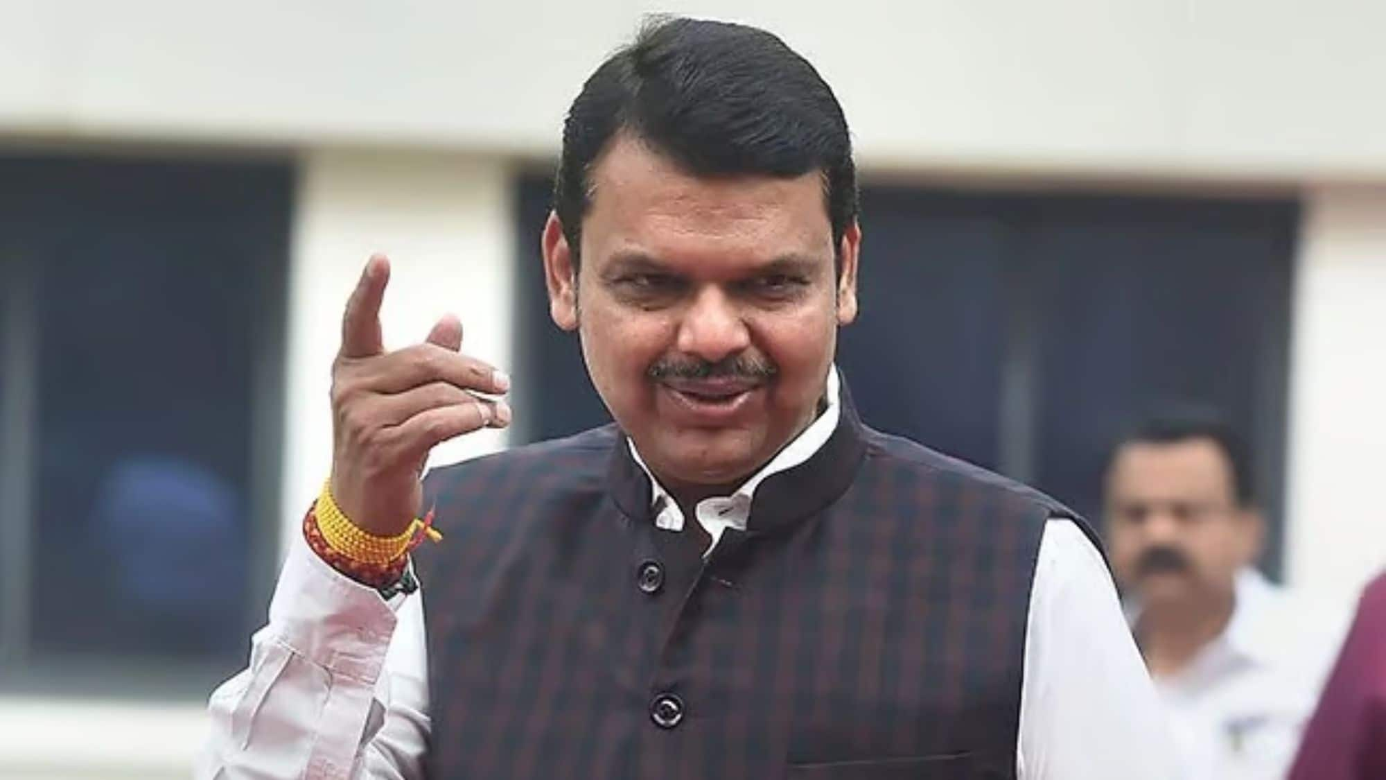 Devendra Fadnavis BJP TZCm4V