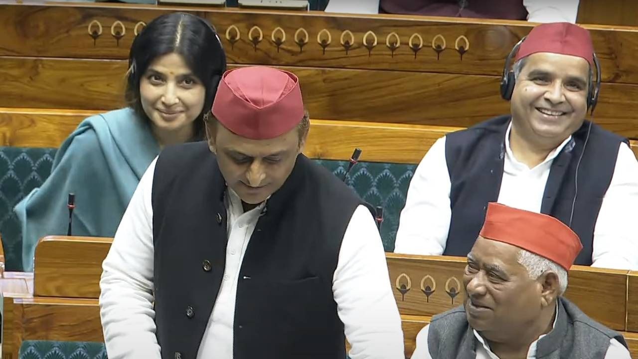 akhilesh yadav in lok sabha 1734082205723 16 9 88gvsR