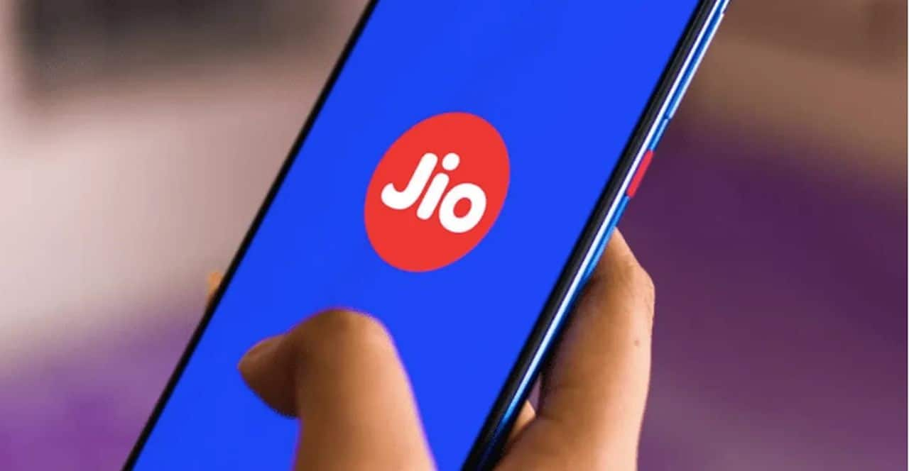 Jio का सुपरहिट 90 दिन का प्लान, अनलिमिटेड कर पाएंगे बात, एक दिन का खर्च सिर्फ 10 रुपये