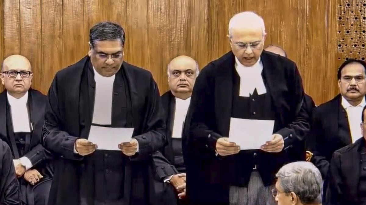 justice manmohan sworn in as supreme court judge 1733387117775 16 9 W6kh0K