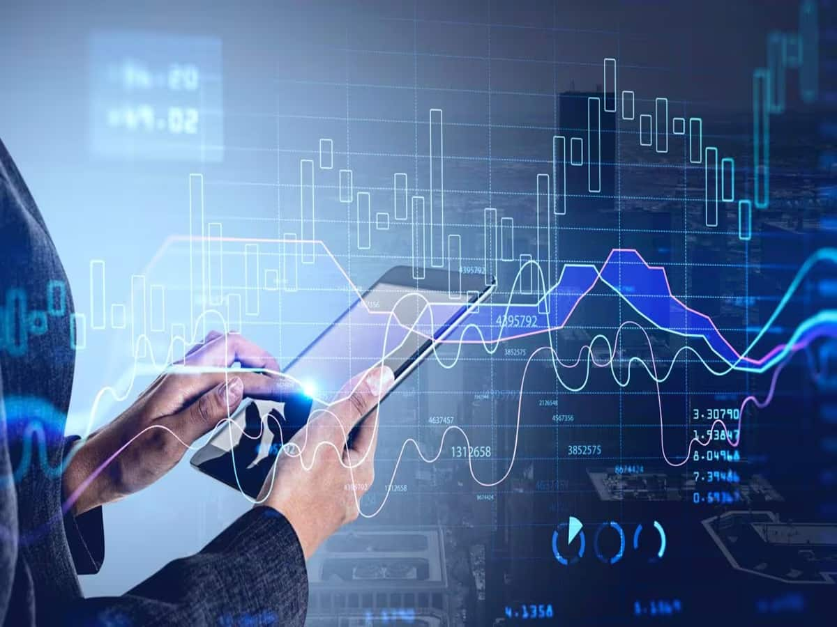 Trading Plan: क्या निफ्टी 24700 को फिर से हासिल कर पाएगा, बैंक निफ्टी  53500 से ऊपर टिका रह पाएगा है?