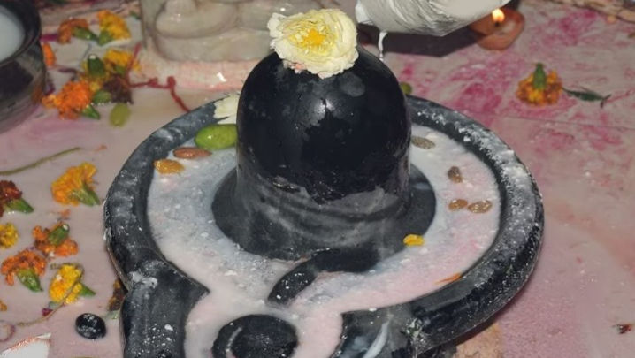 shivling4 169 170983464594616 9 7cNLJE