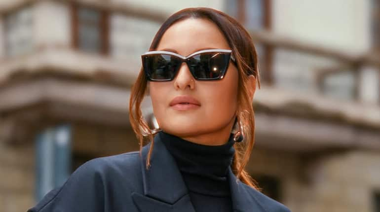 ेेSonakshi sinha 378x211 IZELNF