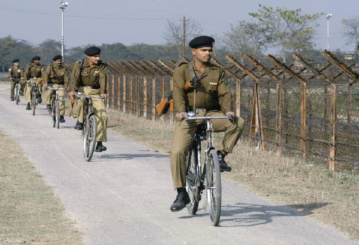 Indo Bangla border 4yr5jn