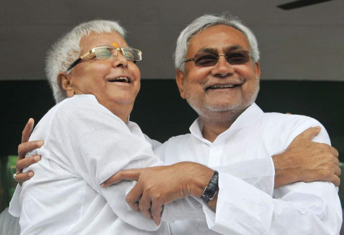 LALU NITISH SSa4OT