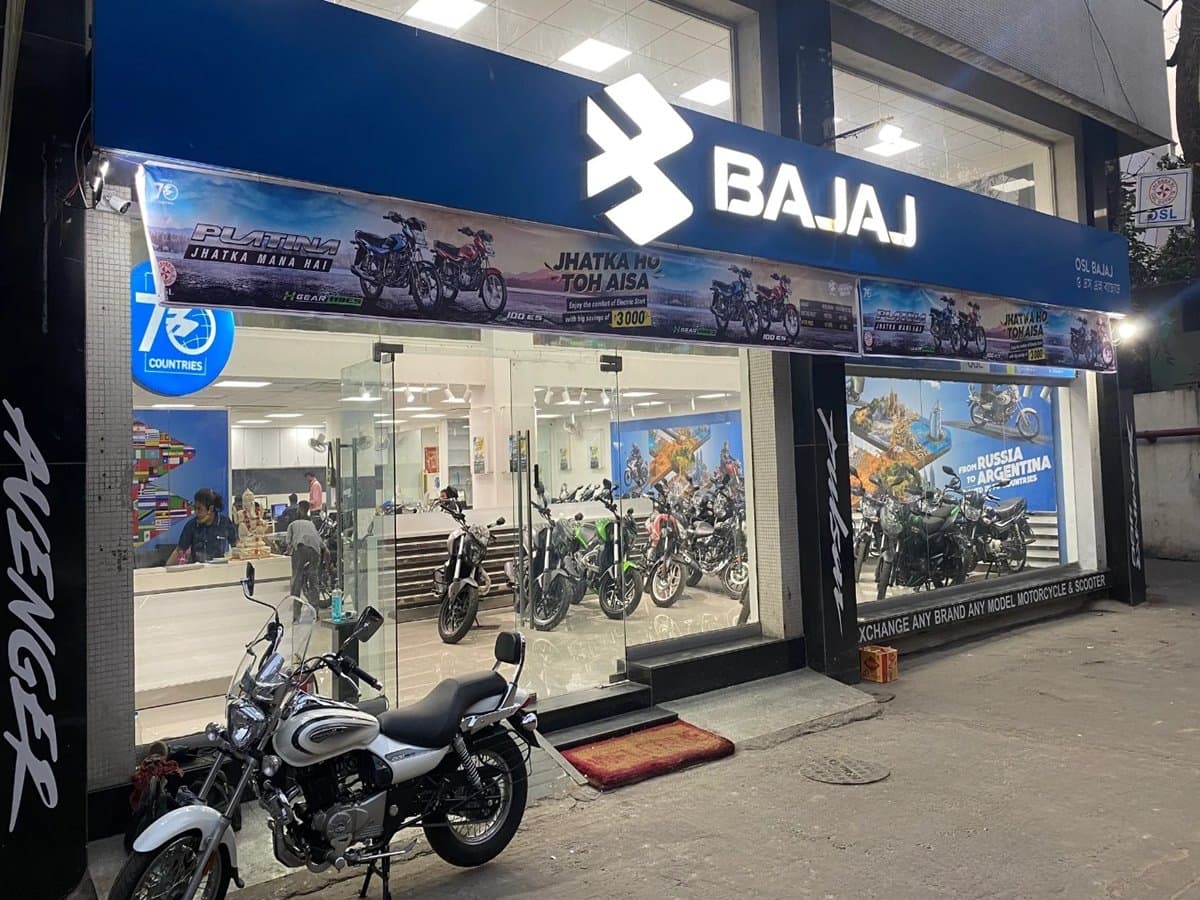 bajaj auto1