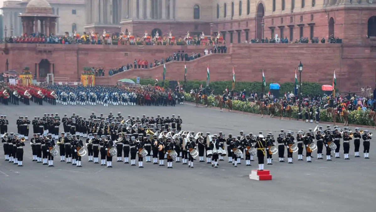 Delhi: Traffic Restricted Near Vijay Chowk As Beating Retreat Rehearsals Begin