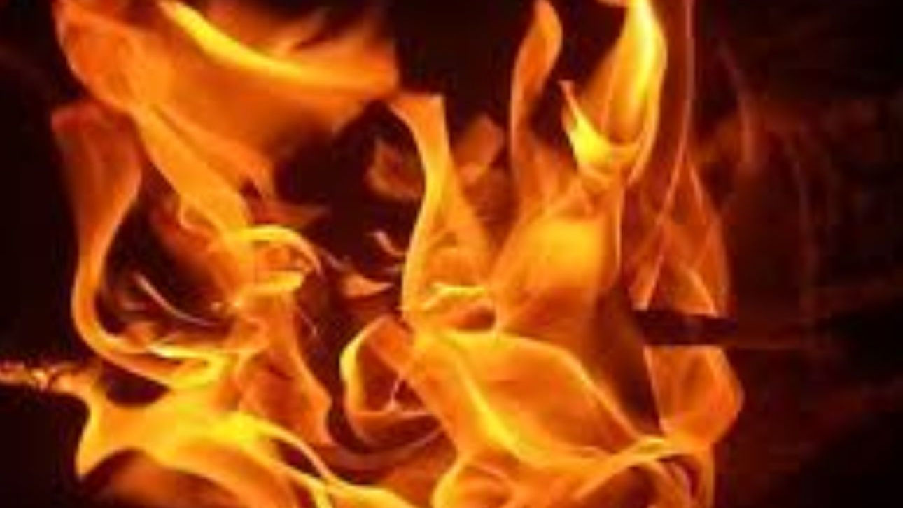 bengaluru man sets himself on fire 1737688598596 16 9 oCnWlo