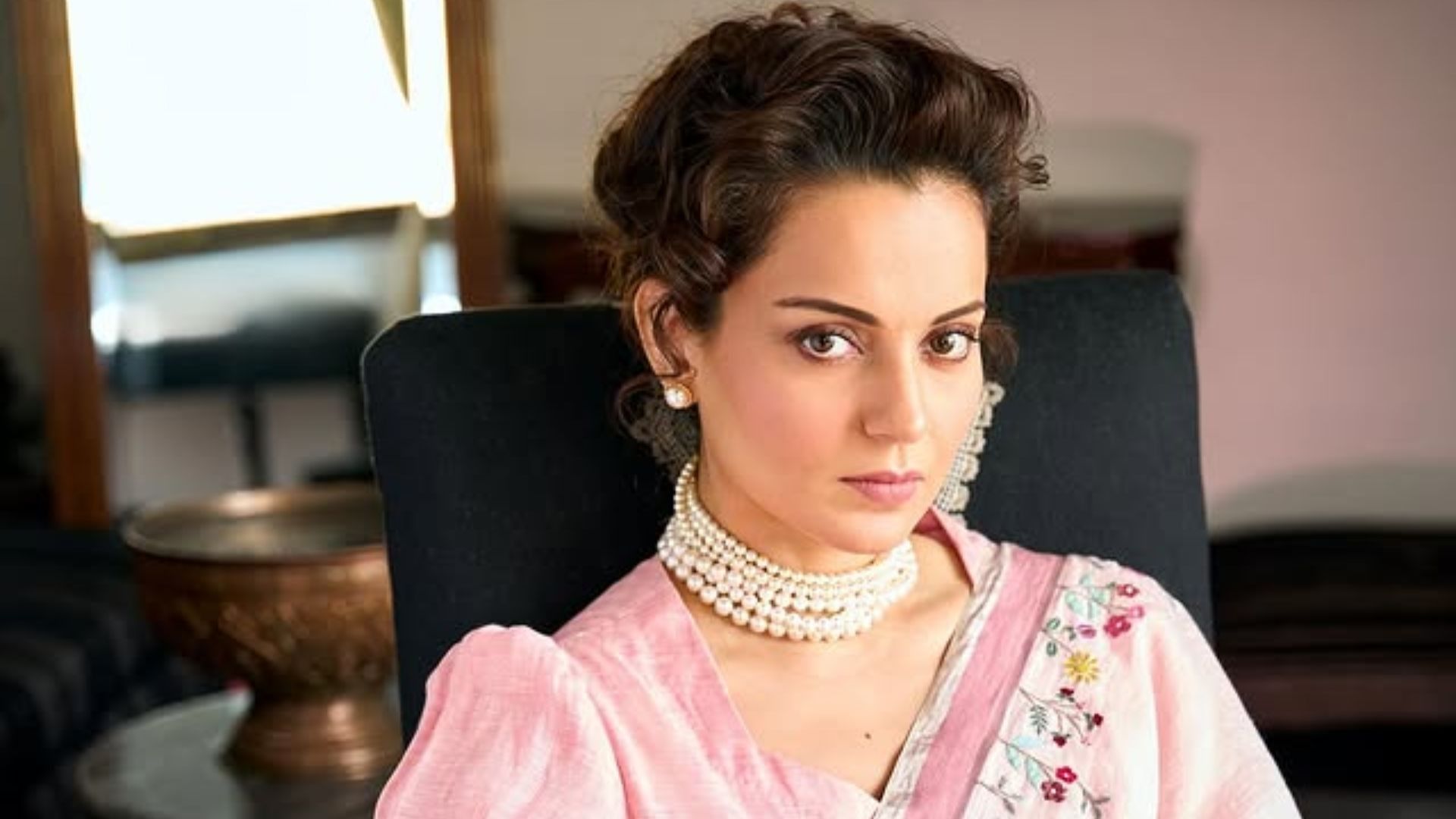 kangana ranaut 1734713375512 16 9 9BQjLH