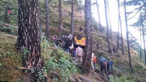 pauri bus accident 5 killed several injured as passenger bus falls into deep gorge in uttarakhand 1736686428491 16 9 GYhhZL