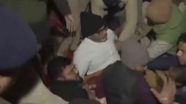 prashant kishor detained by patna police amid hunger strike for bpsc exam cancellation 1736121286042 16 9