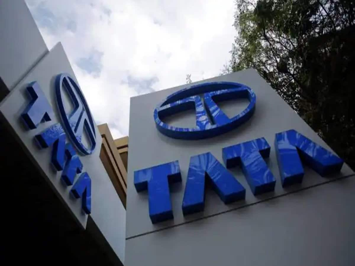 TATA Motors का शेयर नतीजों के बाद 6% से ज्यादा फिसला, ब्रोकरेजेज से जानें स्टॉक को खरीदें, बेचें या करें होल्ड