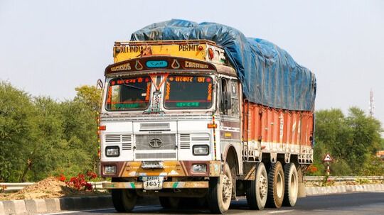 the delhi police arrested a truck driver who came from mumbai after he allegedly murdered his wife and was living with her decomposing body in his vehicle 1732608898111 16 9 MzDfR3