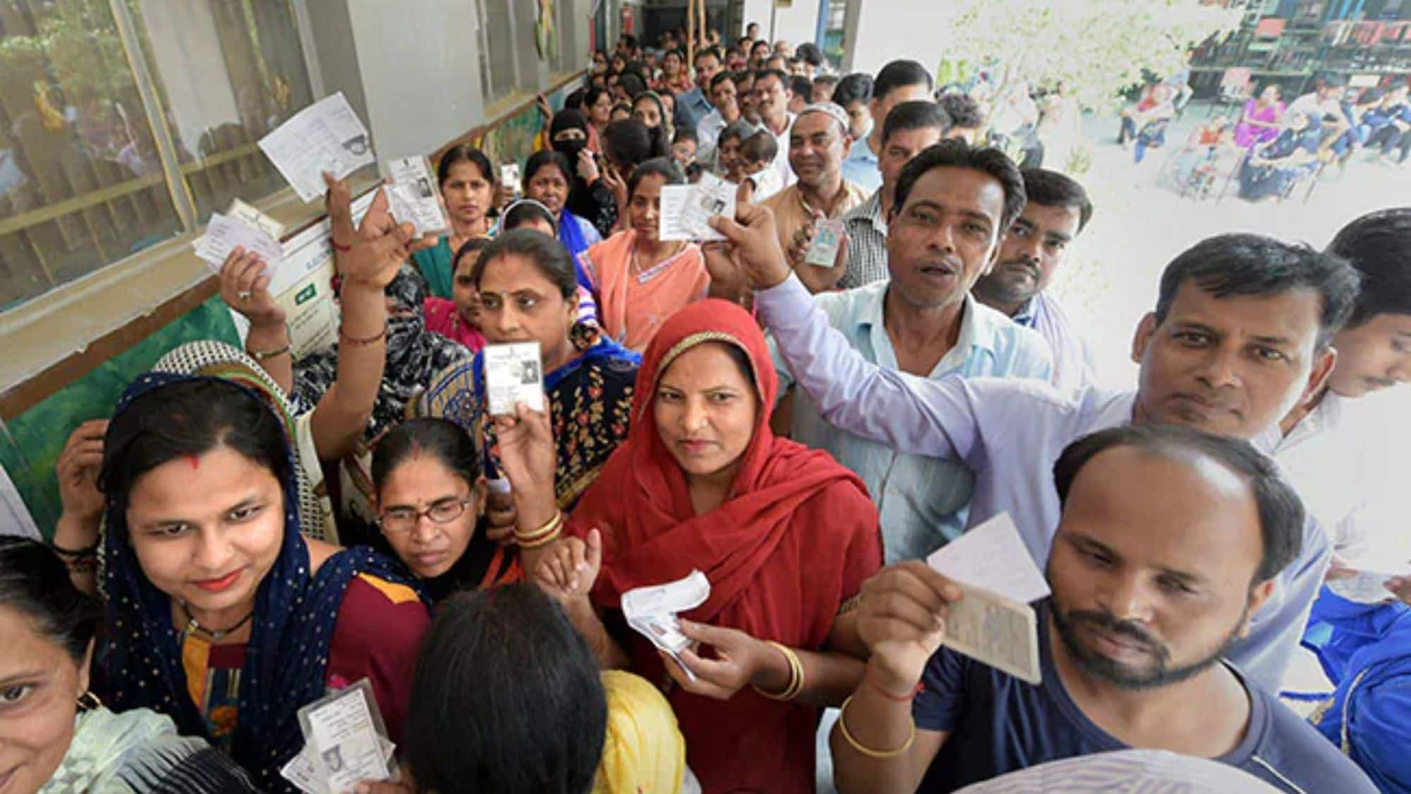 Delhi Election Voting 1UwaEJ