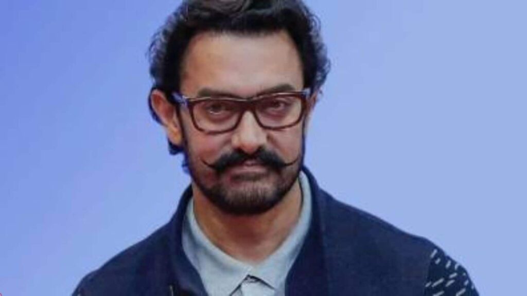 Aamir Khan: दो शादी और पांच अफेयर...60 साल के हुए आमिर खान का 26 साल छोटी एक्ट्रेस से भी जुड़ चुका नाम!