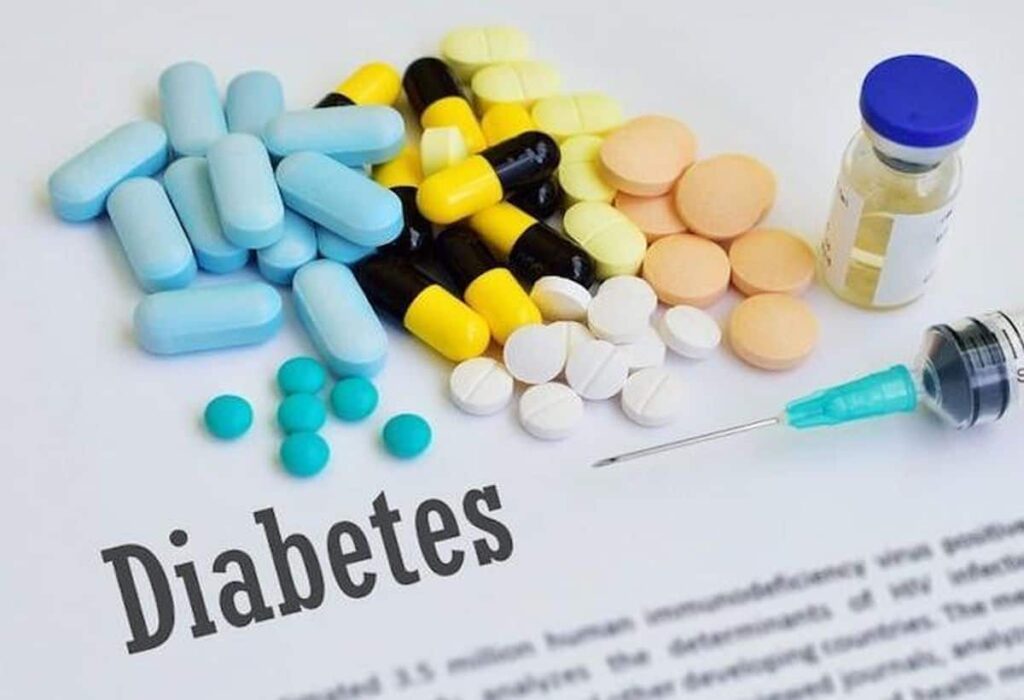 Diabetes: इस विटामिन का है डायबिटीज से खास रिश्ता, कम होने पर बढ़ जाएगा ब्लड शुगर, ऐसे करें कंट्रोल