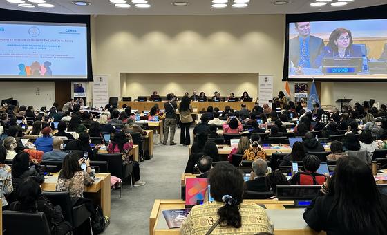 CSW69: महिला मज़बूती के लिए डिजिटल और वित्तीय बाधाओं को दूर करने की ज़रूरत