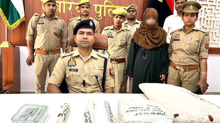 Deoria Murder: चाची और भतीजे के बीच थे अवैध संबंध, रुकावट बन रहा चाचा, तो उतारा मौत के घाट, सूटकेस में मिली नौशाद की लाश