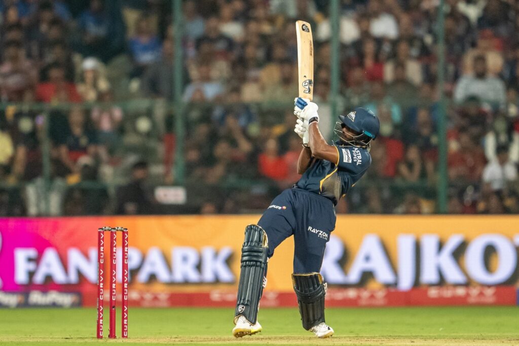 RCB vs GT Highlights : आईपीएल 2025 में RCB का टूटा हैट्रिक का सपना, गुजरात की लगातार दूसरी जीत