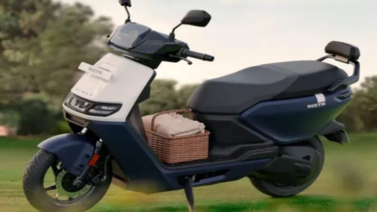 Ather Energy IPO: ​₹2981 करोड़ जुटाने की कोशिश, लिस्टेड कॉम्पिटीटर्स के बीच कितनी मजबूत है एथर एनर्जी की जमीन?