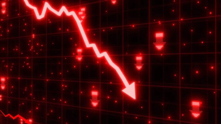 Stock Crash: फार्मा कंपनी का शेयर क्रैश, 12% टूट गया भाव, इस कारण स्टॉक बेचने की लगी होड़