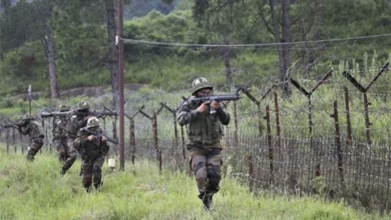 Pakistan Firing LOC: पहलगाम हमले के बाद कांप उठा पाकिस्तान, लगातार तीसरे दिन फिर किया सीजफायर का उल्लंघन